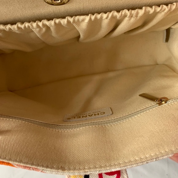 CHANEL Arc De Triomphe Canvas Shoulder Bag - Picture 8 of 16